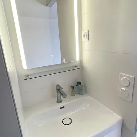 Charming Near Luxembourg Garden, Pantheon View Apartamento *