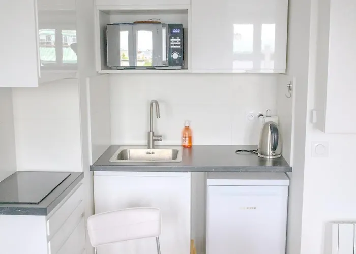 Charming Near Luxembourg Garden, Pantheon View *