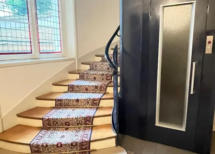 Charming Near Luxembourg Garden, Pantheon View Apartamento *